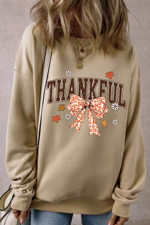 Thankful Sweatshirt with Graphic